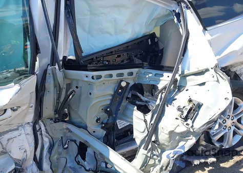 2020 Buick Enclave Awd Essence из США, поврежденный, VIN 5GAEVAKW7LJ211582